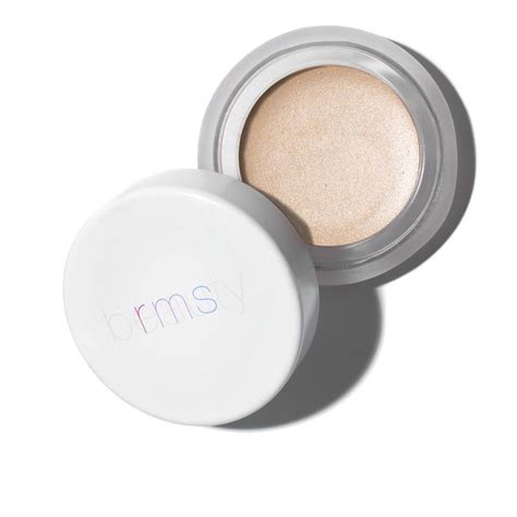 Why makeup artists swear by Rms magic luminizer